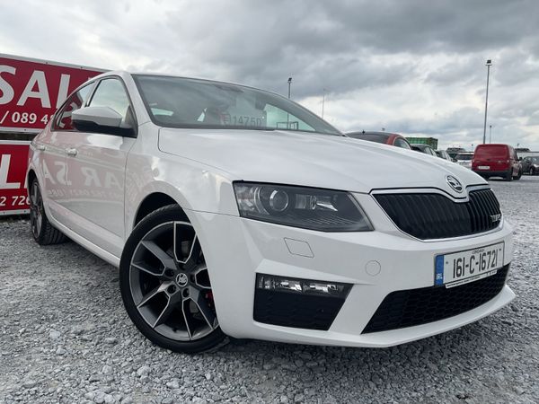 Skoda Octavia Hatchback, Diesel, 2016, White