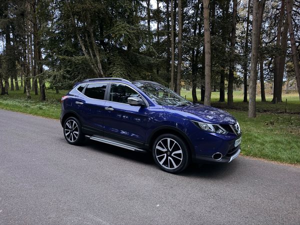 Nissan Qashqai SUV, Diesel, 2017, Blue
