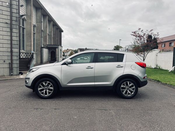 Kia Sportage SUV, Diesel, 2015, Silver
