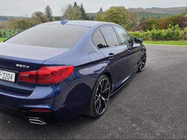 BMW 5-Series Saloon, Diesel, 2019, Blue