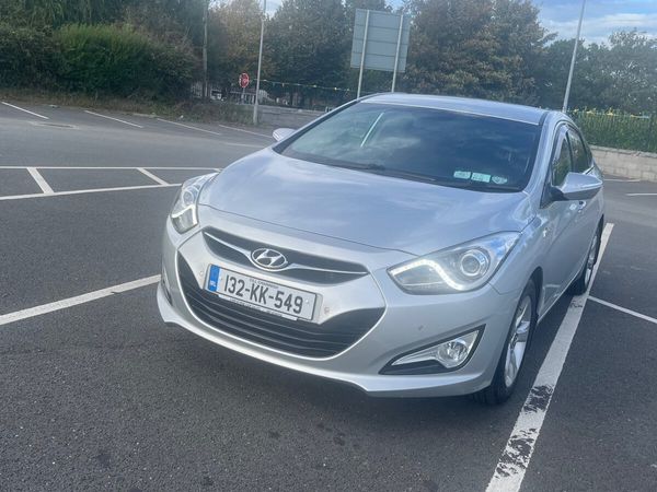 Hyundai i40 Saloon, Diesel, 2013, Silver