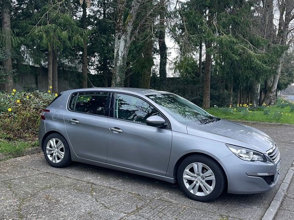 Peugeot 308 Hatchback, Diesel, 2014, Grey