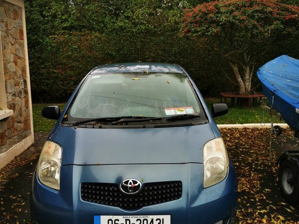 Toyota Yaris Hatchback, Petrol, 2006, Blue