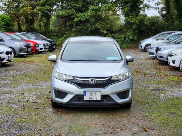Honda Fit Hatchback, Petrol Hybrid, 2017, Silver