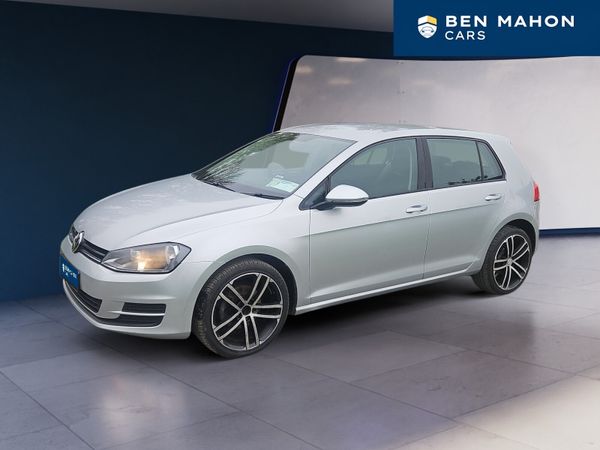 Volkswagen Golf Hatchback, Petrol, 2014, Silver