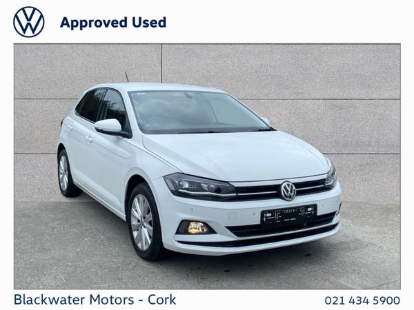 Volkswagen Polo Hatchback, Petrol, 2018, White