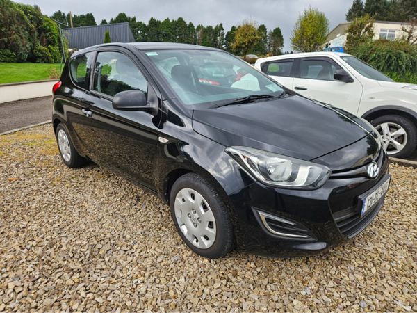 Hyundai i20 Hatchback, Petrol, 2013, Black