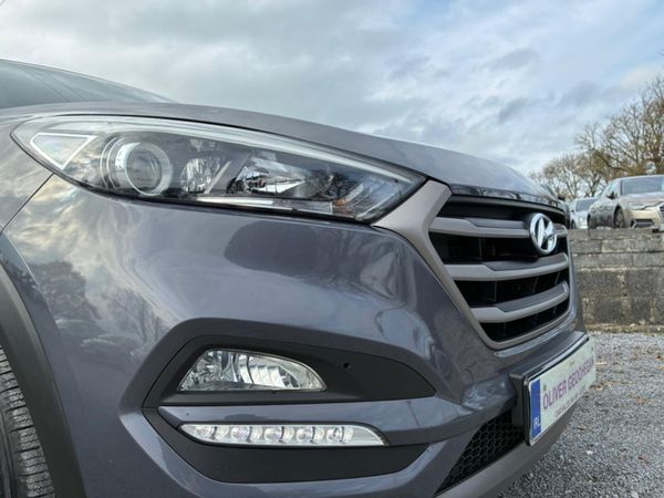 Hyundai Tucson MPV, Diesel, 2016, Grey