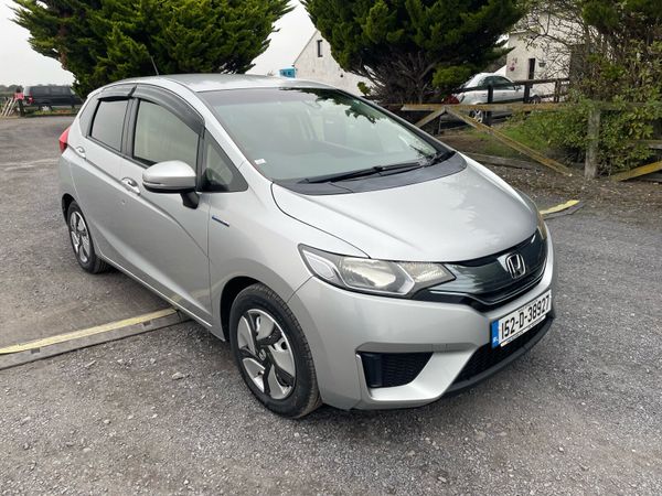 Honda Fit Hatchback, Petrol Hybrid, 2015, Silver