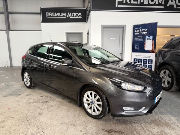 Ford Focus Hatchback, Petrol, 2016, Grey