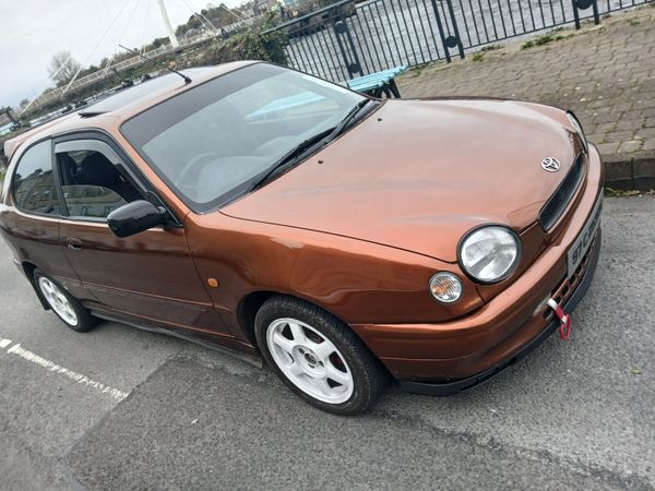 Toyota Corolla Hatchback, Petrol, 1997, Red