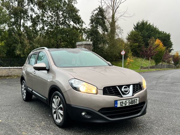 Nissan Qashqai Hatchback, Diesel, 2012, Beige