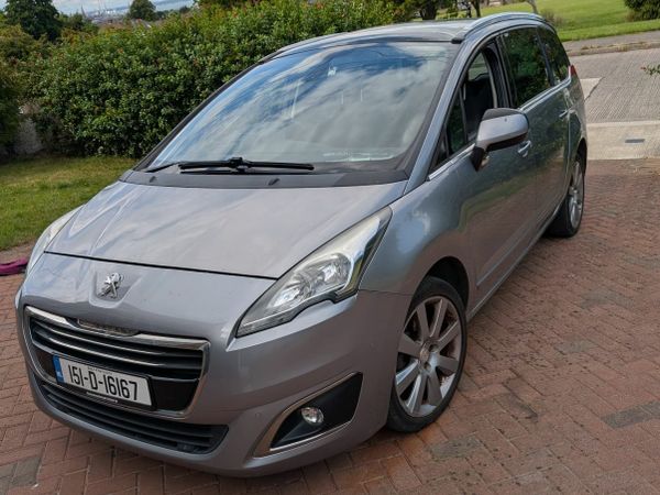 Peugeot 5008 MPV, Diesel, 2015, Grey