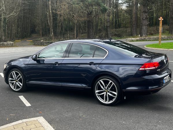Volkswagen Passat Saloon, Diesel, 2017, Blue