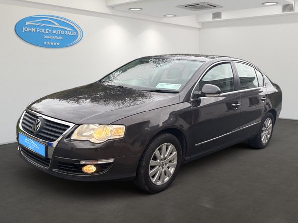Volkswagen Passat Saloon, Petrol, 2009, Brown