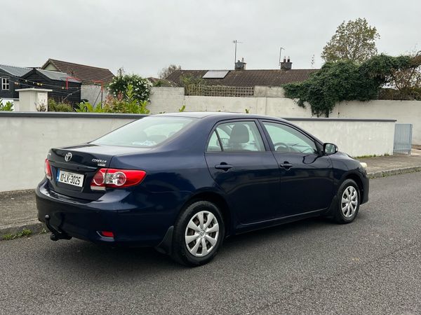 Toyota Corolla Saloon, Diesel, 2010, Blue
