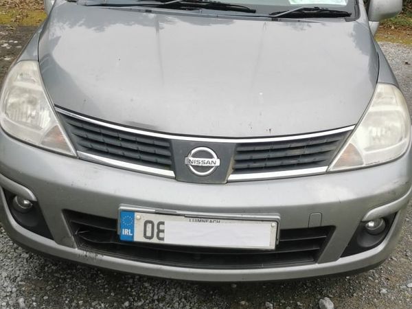 Nissan Tiida Saloon, Petrol, 2008, Grey