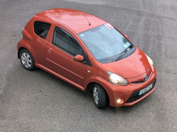 Toyota Aygo Hatchback, Petrol, 2012, Red