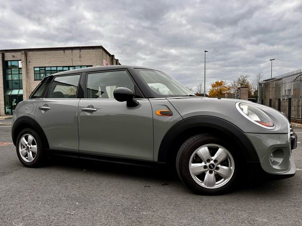 Mini Cooper Hatchback, Petrol, 2016, Grey