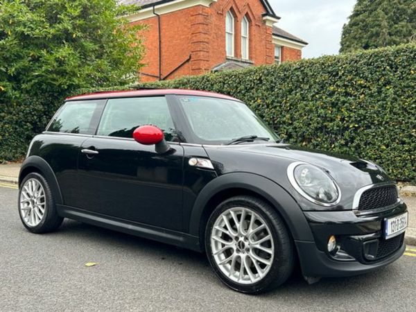 Mini Cooper Hatchback, Petrol, 2013, Black