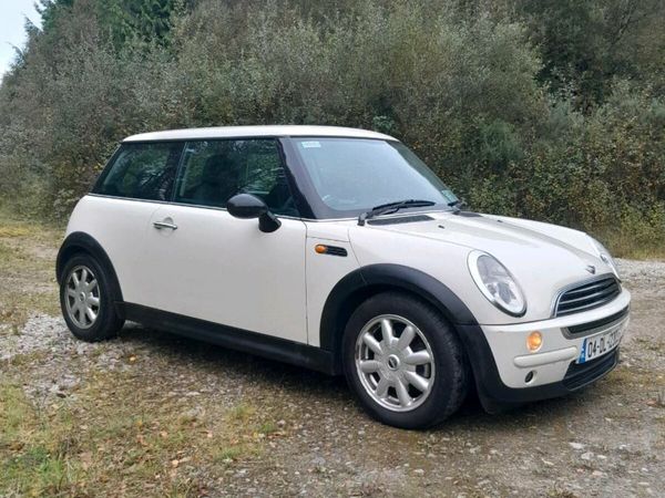 Mini One Hatchback, Diesel, 2004, White