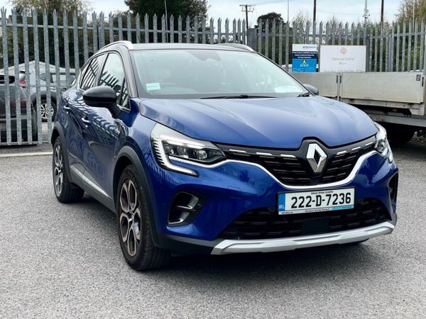 Renault Captur Hatchback, Petrol, 2022, Blue