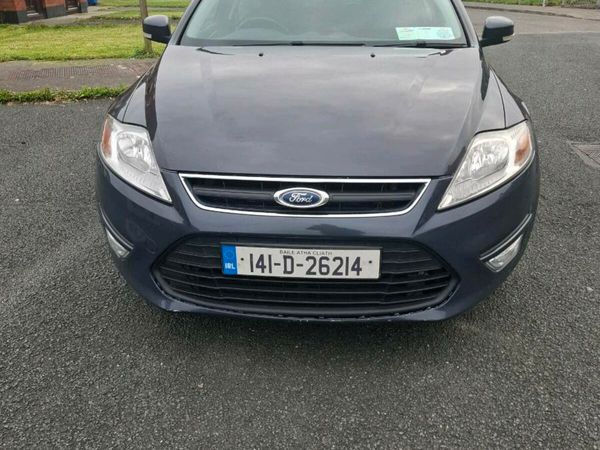 Ford Mondeo Hatchback, Diesel, 2014, Grey