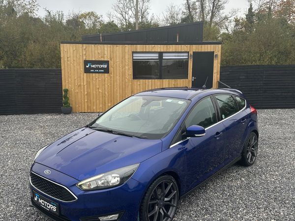 Ford Focus Hatchback, Diesel, 2017, Blue