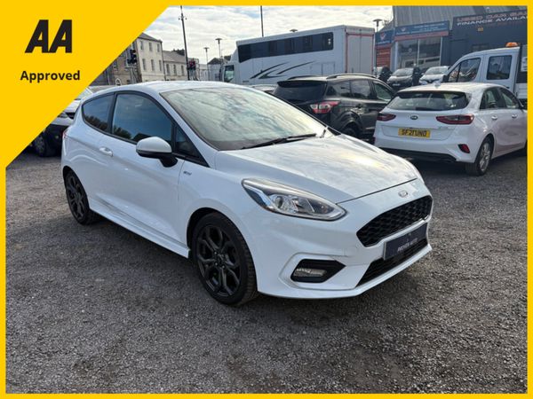 Ford Fiesta Hatchback, Petrol, 2020, White