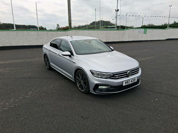 Volkswagen Passat Saloon, Diesel, 2020, Silver