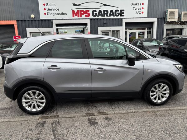 Opel Crossland X SUV, Petrol, 2022, Grey