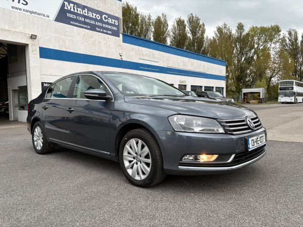 Volkswagen Passat Saloon, Diesel, 2013, Grey