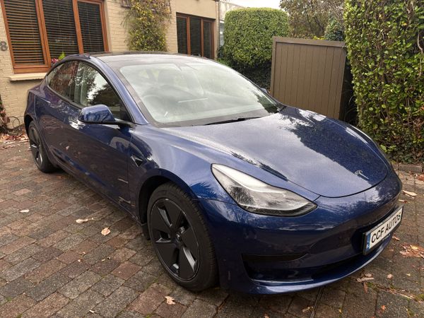 Tesla Model 3 Saloon, Electric, 2021, Blue