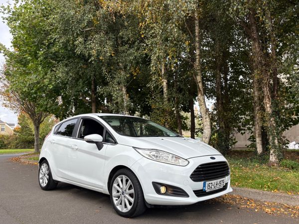 Ford Fiesta Hatchback, Diesel, 2015, White