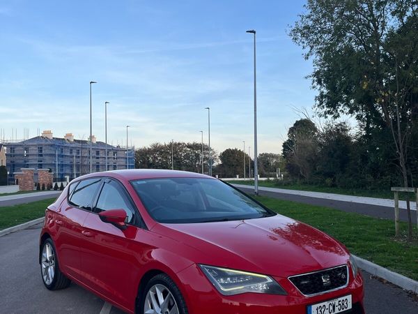 SEAT Leon Hatchback, Diesel, 2013, Red