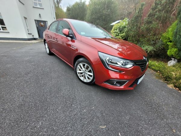 Renault Megane Saloon, Diesel, 2017, Red