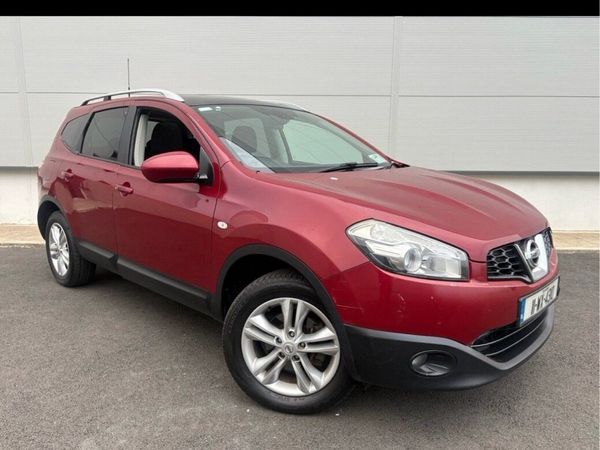 Nissan Qashqai+2 MPV, Diesel, 2011, Red
