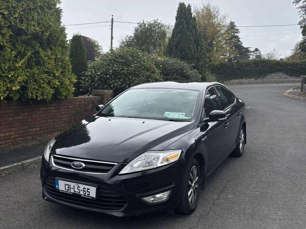 Ford Mondeo Saloon, Diesel, 2013, Black