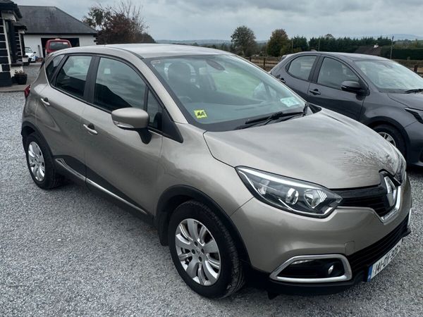 Renault Captur Hatchback, Diesel, 2014, Gold