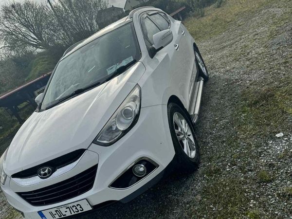 Hyundai ix35 SUV, Diesel, 2011, White