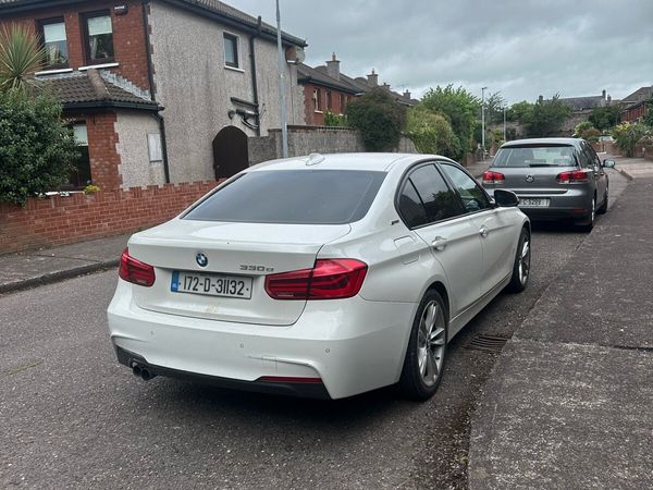 BMW 3-Series Saloon, Petrol Plug-in Hybrid, 2017, White