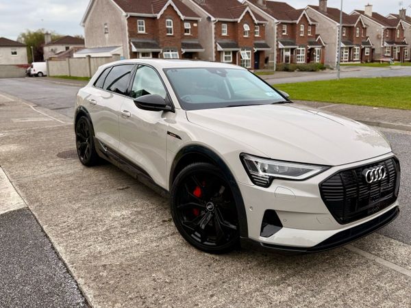 Audi e-tron Estate, Electric, 2020, Beige