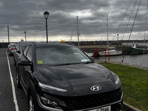 Hyundai KONA MPV, Petrol, 2021, Black
