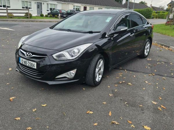 Hyundai i40 Saloon, Diesel, 2012, Black
