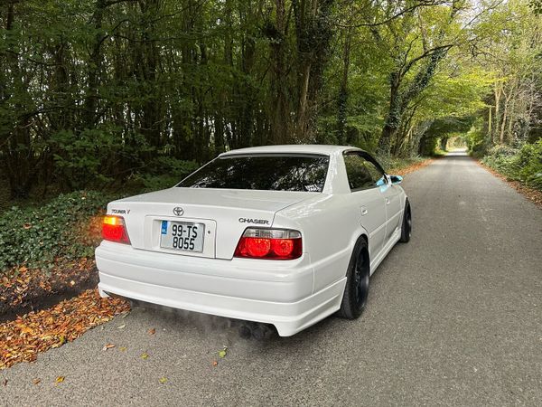 Toyota Chaser Saloon, Petrol, 1999, White