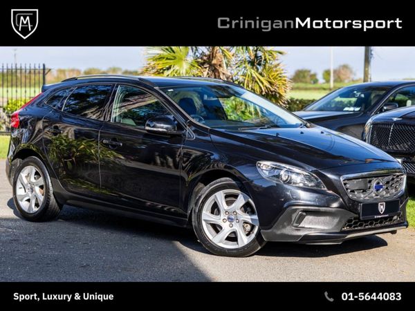 Volvo V40 Hatchback, Petrol, 2014, Black