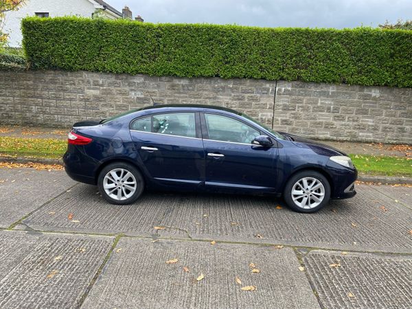 Renault Fluence Saloon, Diesel, 2013, Blue