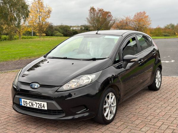 Ford Fiesta Hatchback, Petrol, 2009, Black