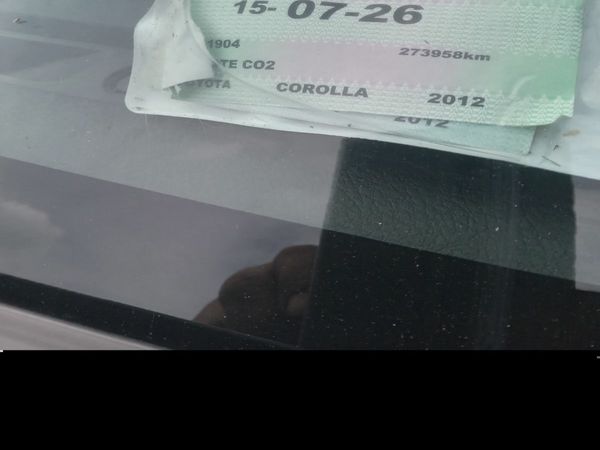 Toyota Corolla Saloon, Diesel, 2012, Grey
