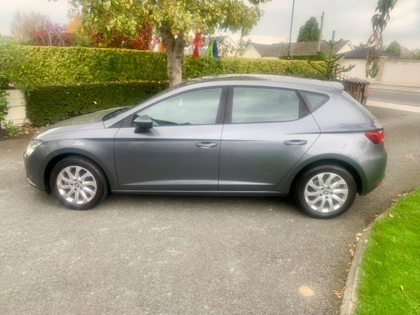 SEAT Leon Hatchback, Diesel, 2015, Grey
